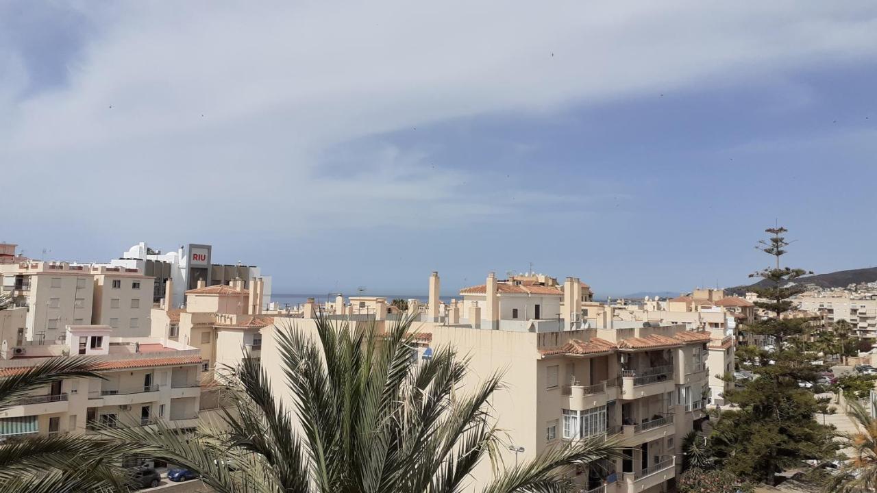 Апартаменты Amplio Piso Al Lado De La Playa En Нерха Экстерьер фото