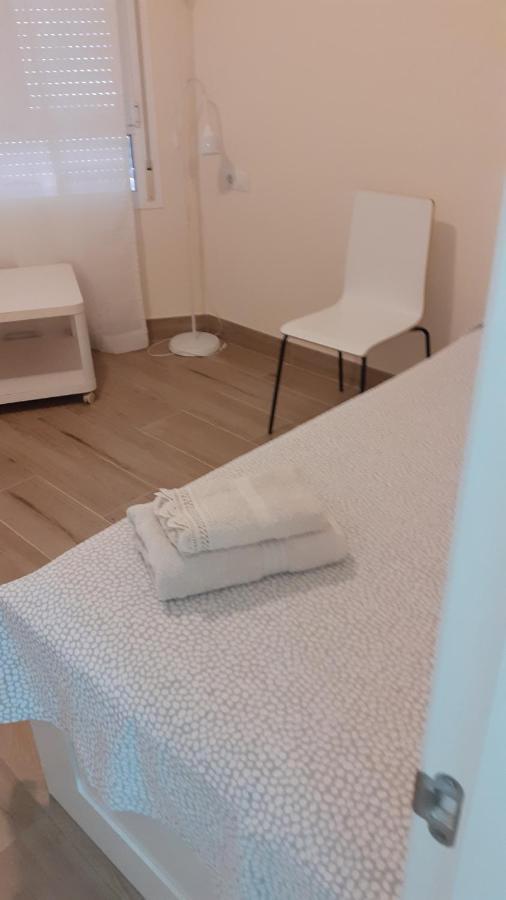Апартаменты Amplio Piso Al Lado De La Playa En Нерха Экстерьер фото