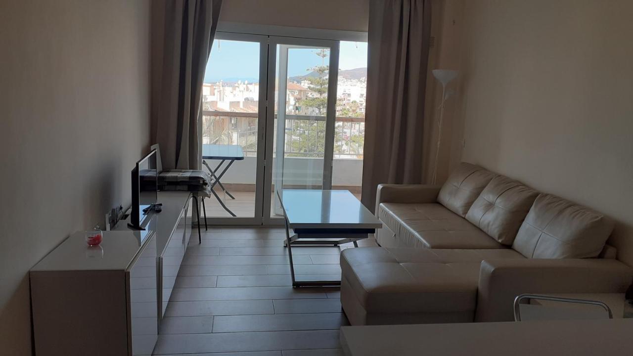 Апартаменты Amplio Piso Al Lado De La Playa En Нерха Экстерьер фото
